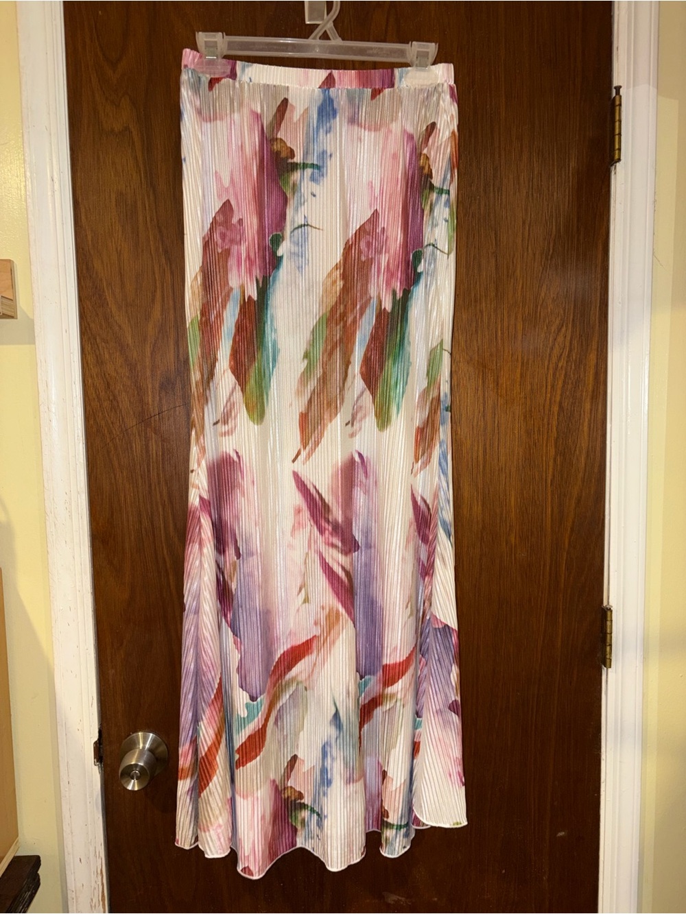 Women’s White Pleated Maxi Skirt with Multicolor Watercolor Print